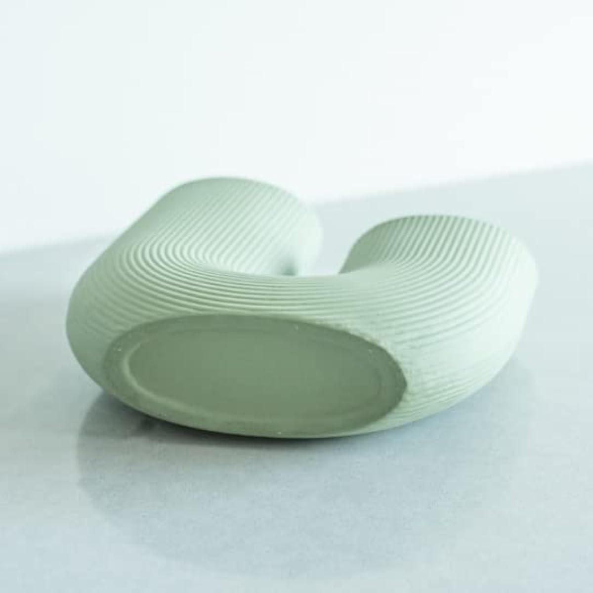 Green U Shaped Ceramic Vase for Flowers, Modern Home Decor, Gift, Entranceway, Dining Table and Bookshelf